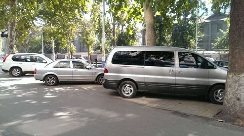 違章停車被拖壞，就該自認(rèn)倒霉？告訴車主如何獲得賠償